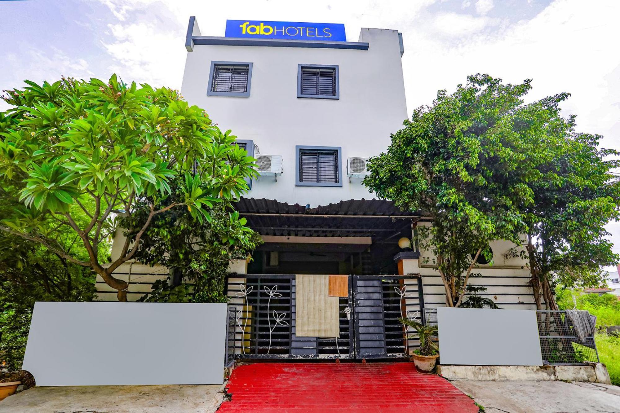 Fabhotel New Shraddha Inn - Nr Airport Colony Нагпур Екстериор снимка